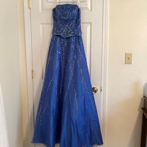 Blue prom dress with sequins and beads